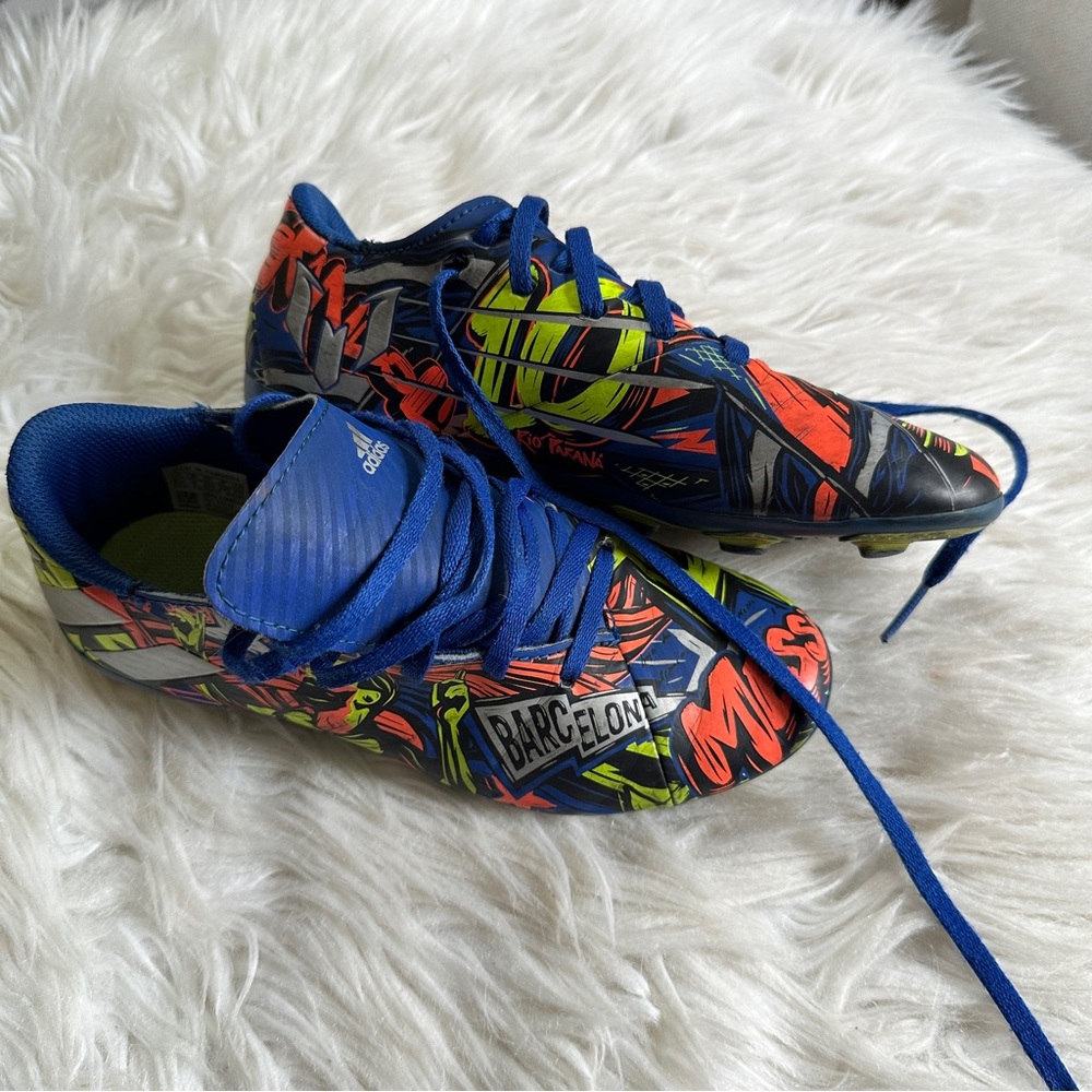 Adidas Messi cleats